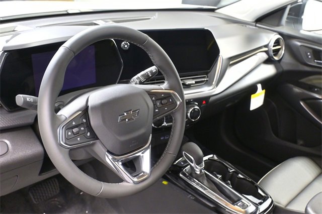 New 2025 Chevrolet Trax ACTIV w/ Driver Confidence Package image 17
