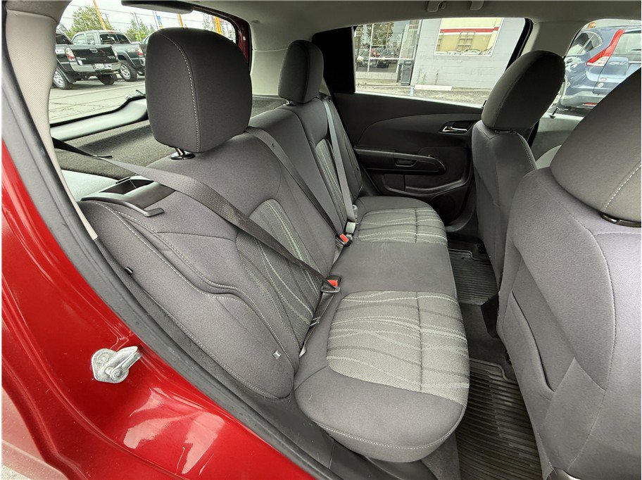 Used 2014 Chevrolet Sonic LT FWD image 13