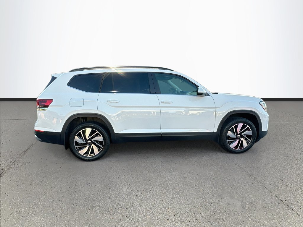 Used 2024 Volkswagen Atlas SE FWD image 8
