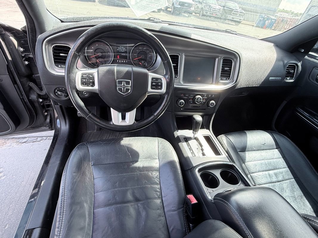 Used 2011 Dodge Charger Rallye RWD image 8