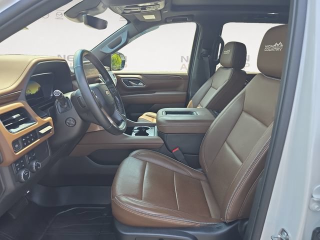 Used 2023 Chevrolet Tahoe High Country w/ Premium Package 2 AWD/4WD image 9