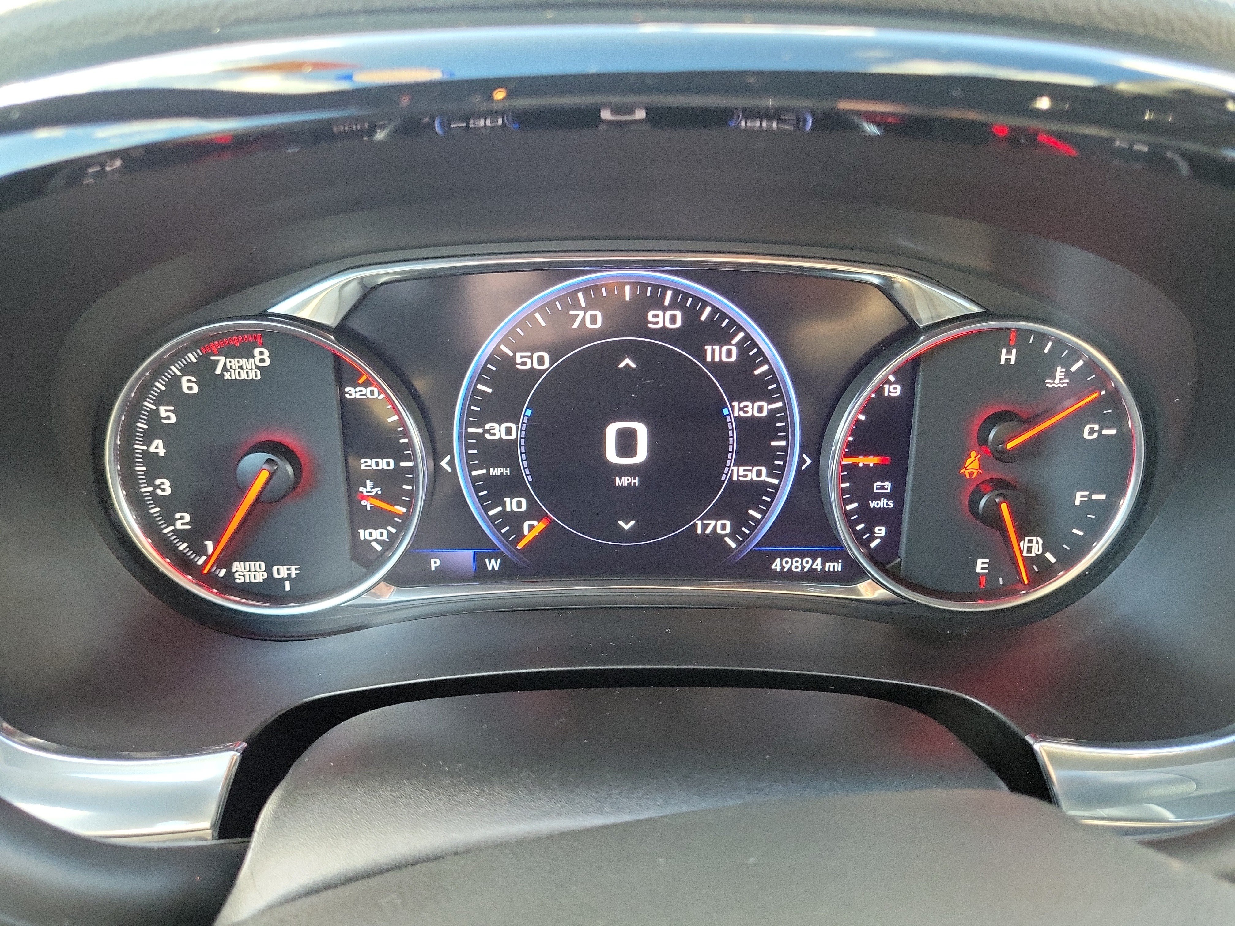 Used 2023 Chevrolet Traverse Premier FWD image 29