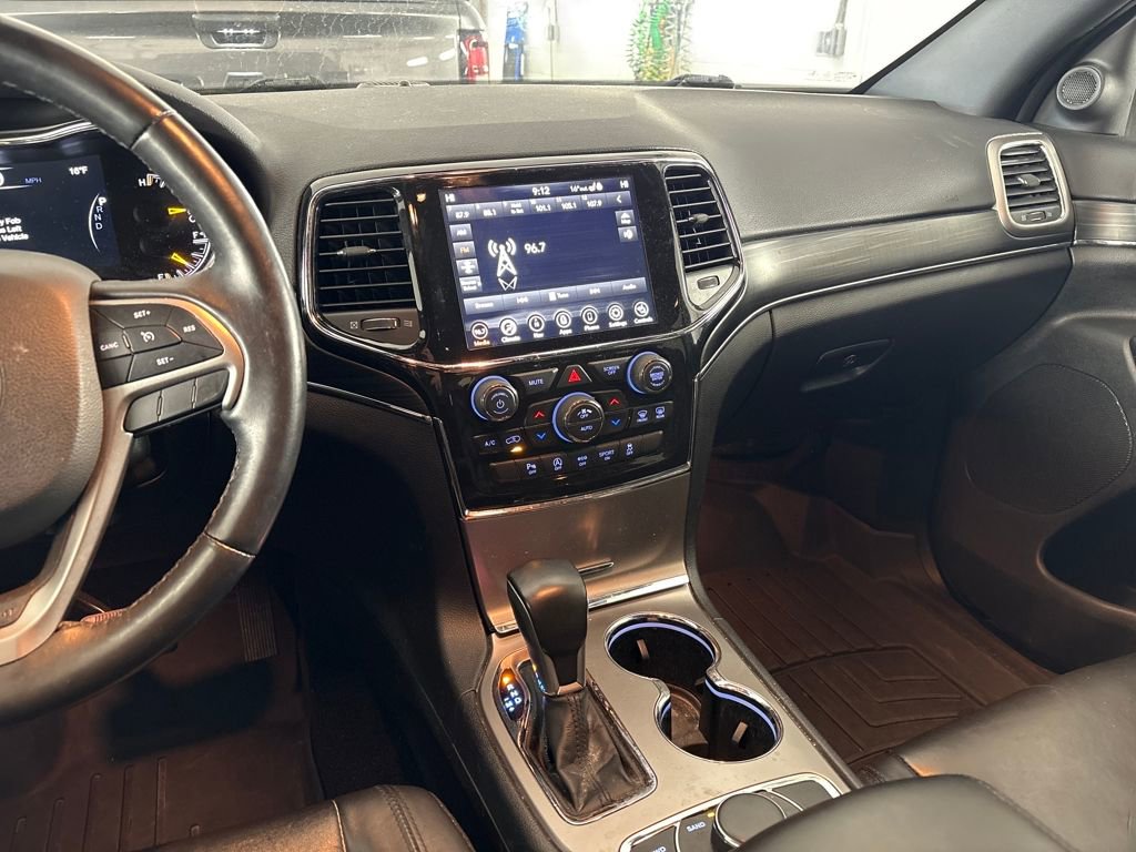 Used 2022 Jeep Grand Cherokee Limited w/ Tech Group image 22