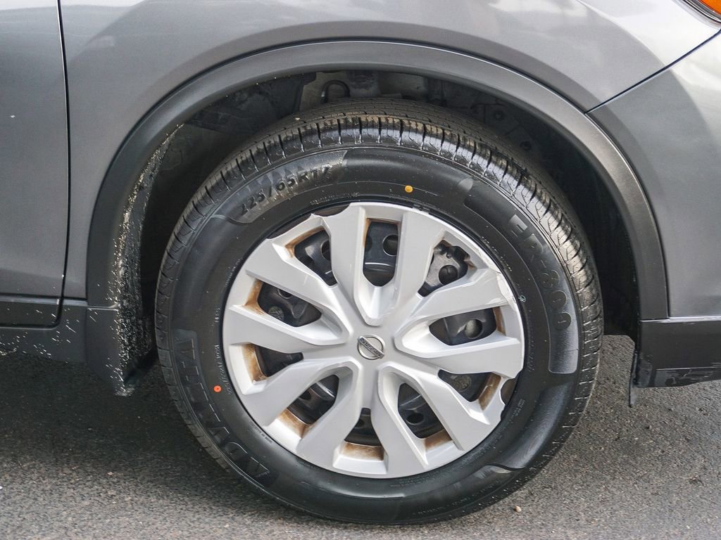 Used 2019 Nissan Rogue S image 10