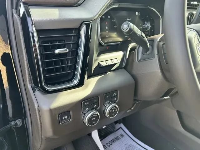 New 2026 GMC Sierra 3500 Denali w/ Technology Package AWD/4WD image 25