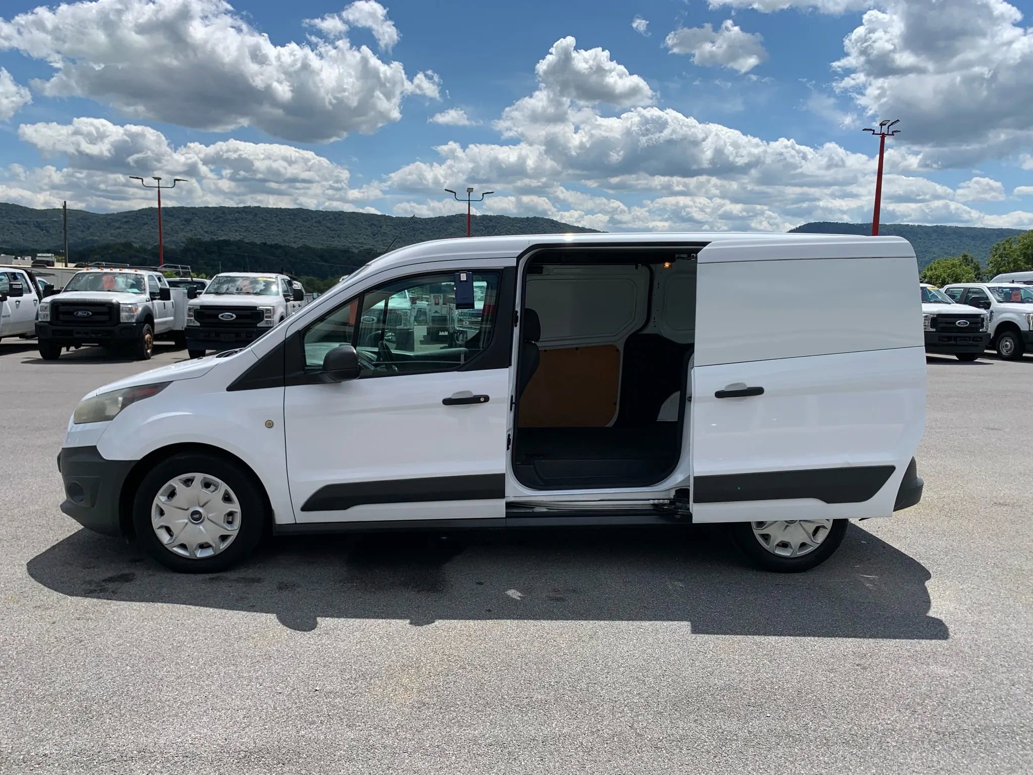 Used 2014 Ford Transit Connect XL image 20