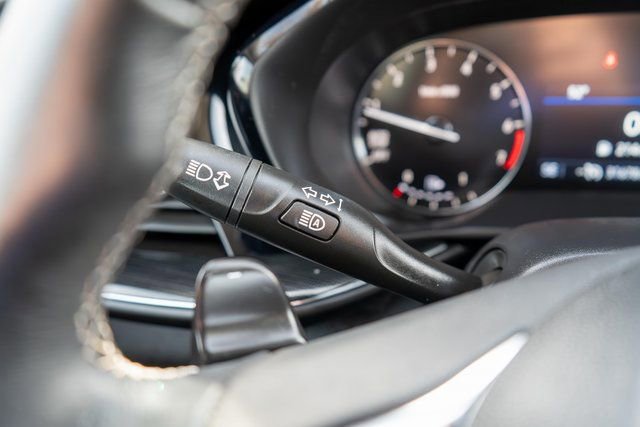 Used 2023 Buick Envision Preferred image 25