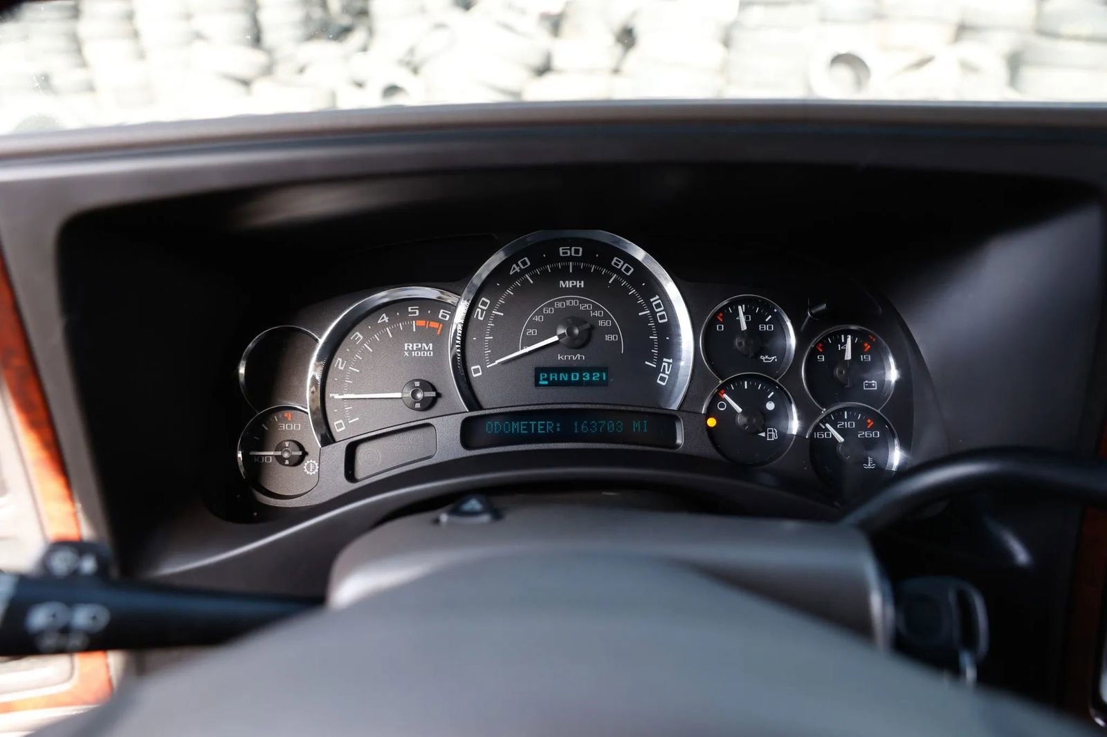 Used 2005 Cadillac Escalade EXT image 30