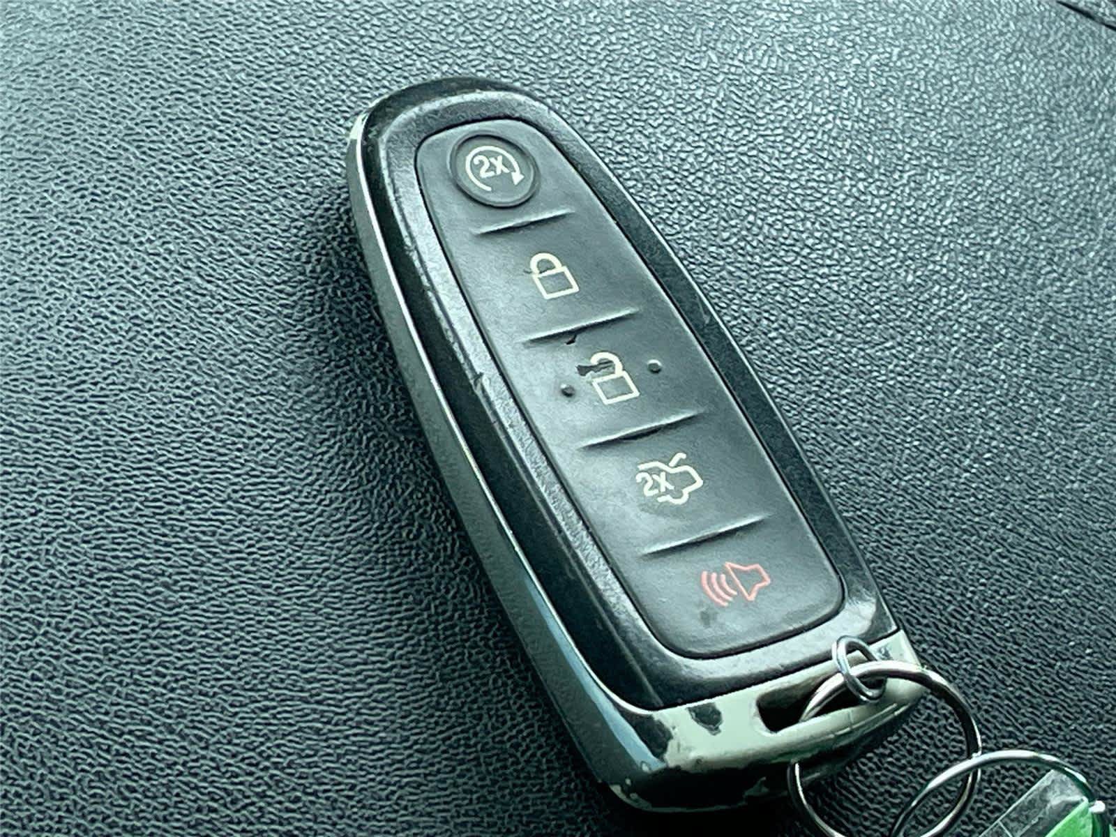 Used 2019 Ford Taurus Limited FWD image 23