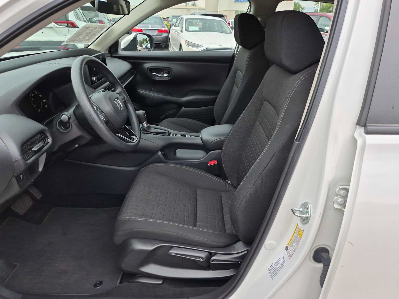 Certified 2025 Honda HR-V LX image 16