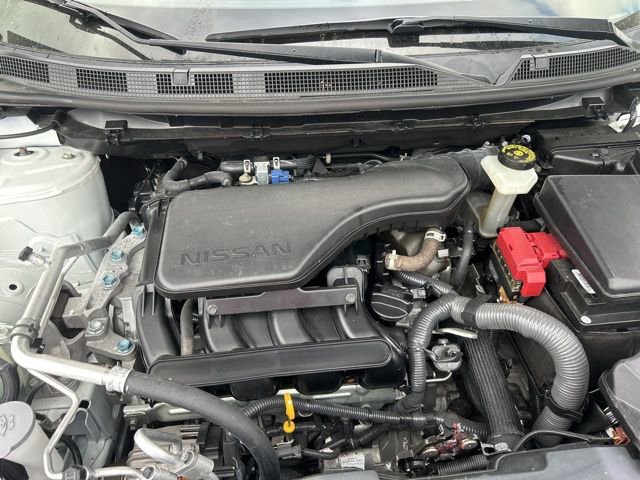 Used 2022 Nissan Rogue Sport SV image 32