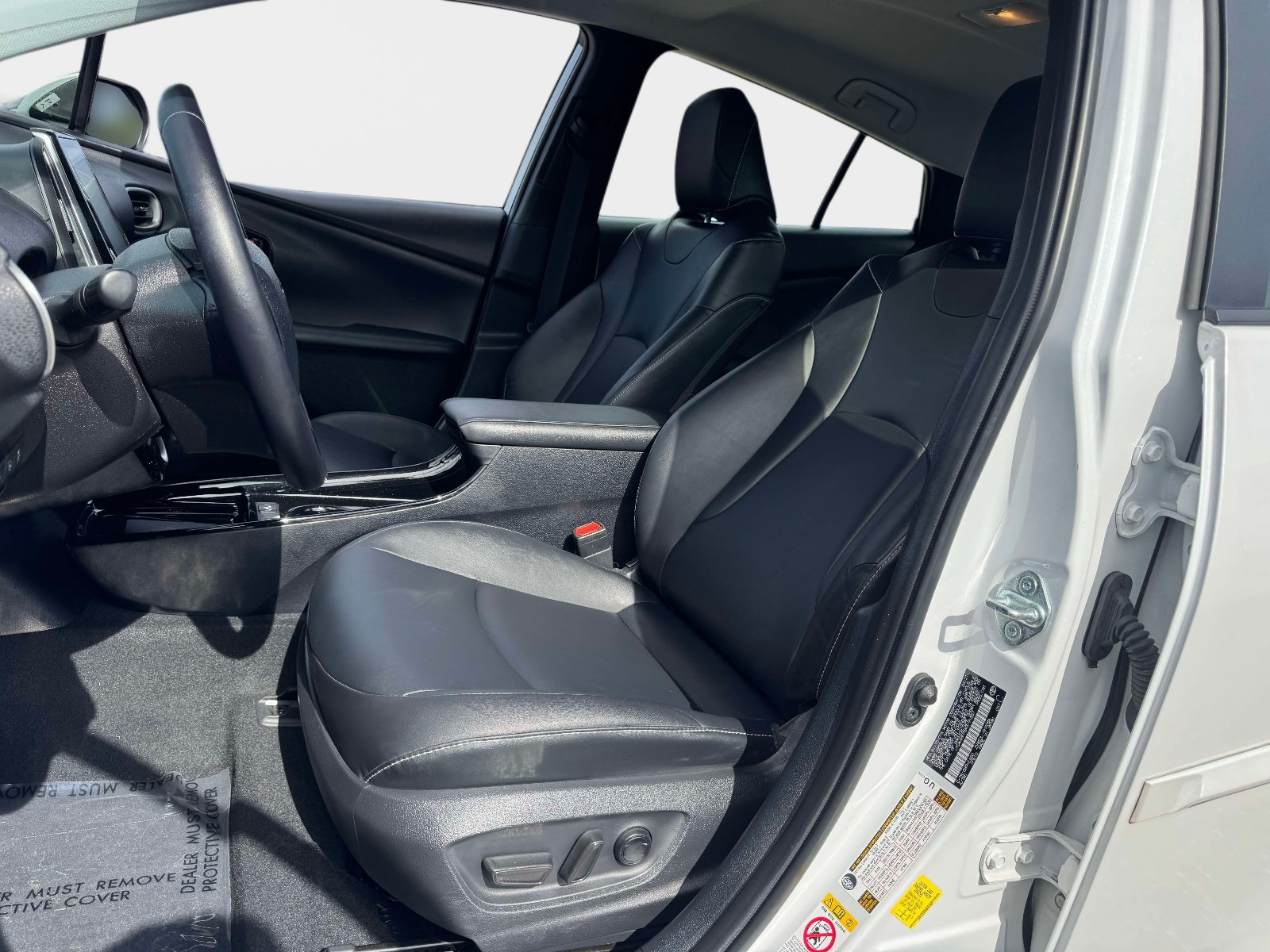 Certified 2021 Toyota Prius Prime Limited FWD image 15
