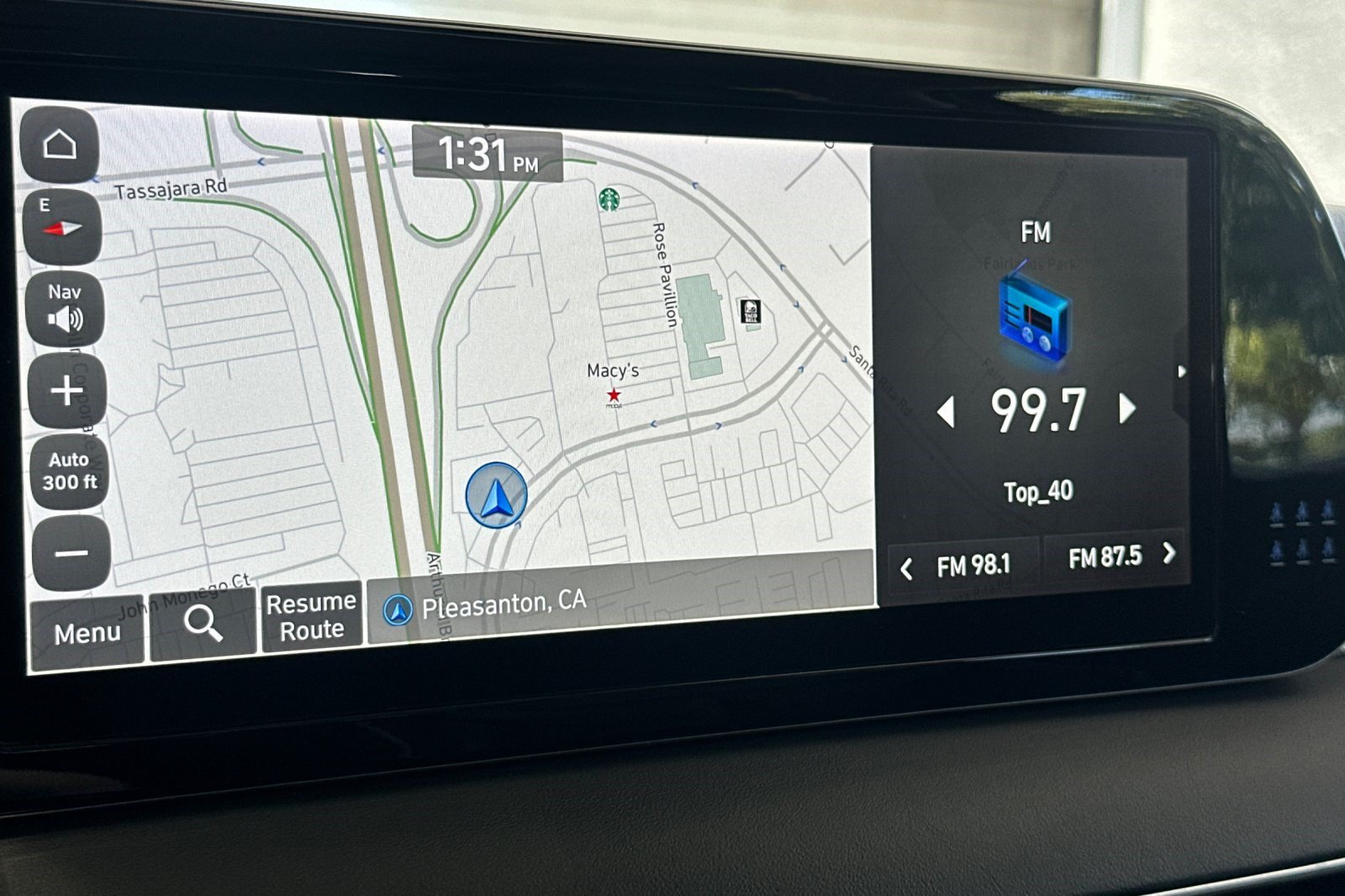 Used 2023 Hyundai Palisade SEL FWD image 25