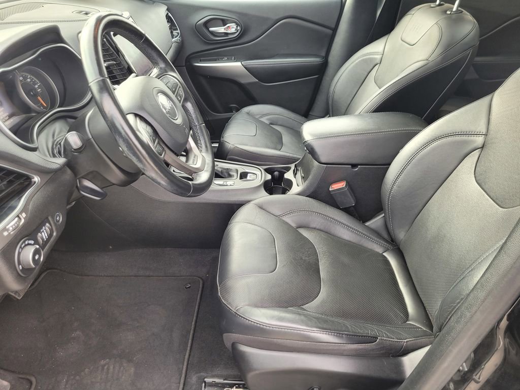 Used 2021 Jeep Cherokee High Altitude image 13