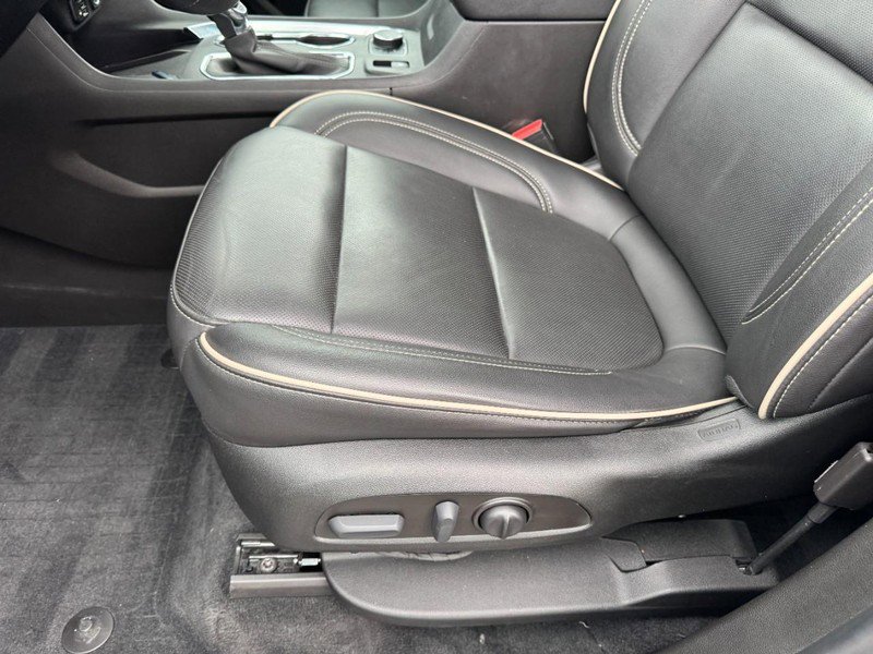 Used 2023 Chevrolet Traverse Premier w/ LPO, Floor Liner Package image 16