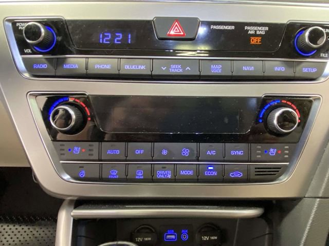 Used 2016 Hyundai Sonata Limited w/ Option Group 02 image 22