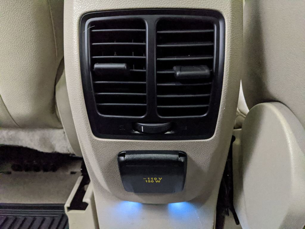 Used 2015 Ford C-MAX SEL w/ Equipment Group 302A image 15