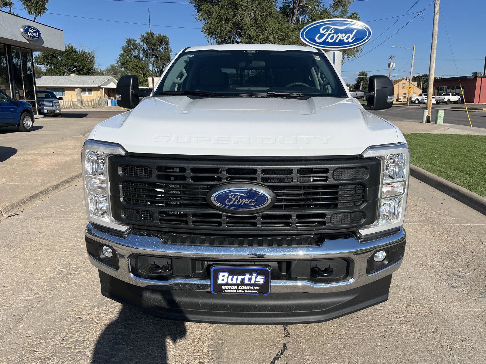 New 2026 Ford F250 XL image 3