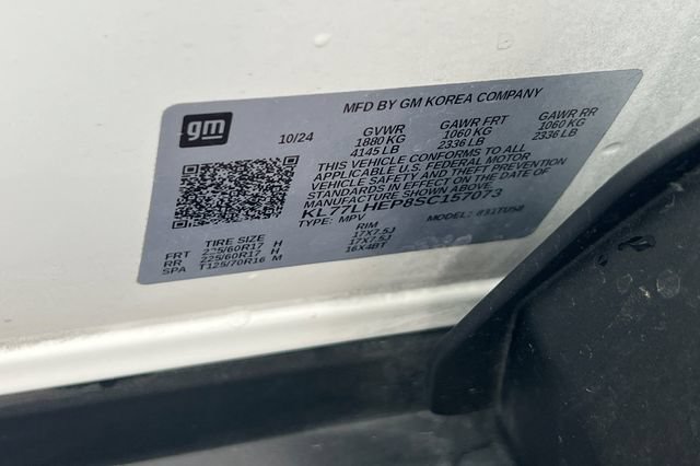 Used 2025 Chevrolet Trax LT FWD image 38