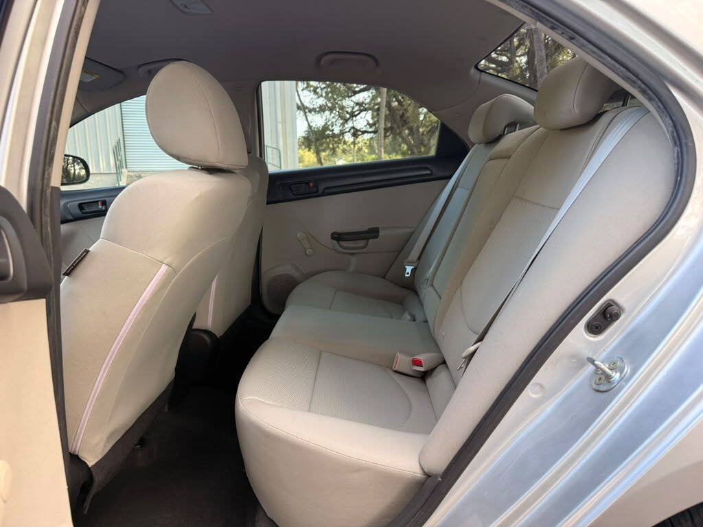 Used 2012 Kia Forte LX FWD image 9