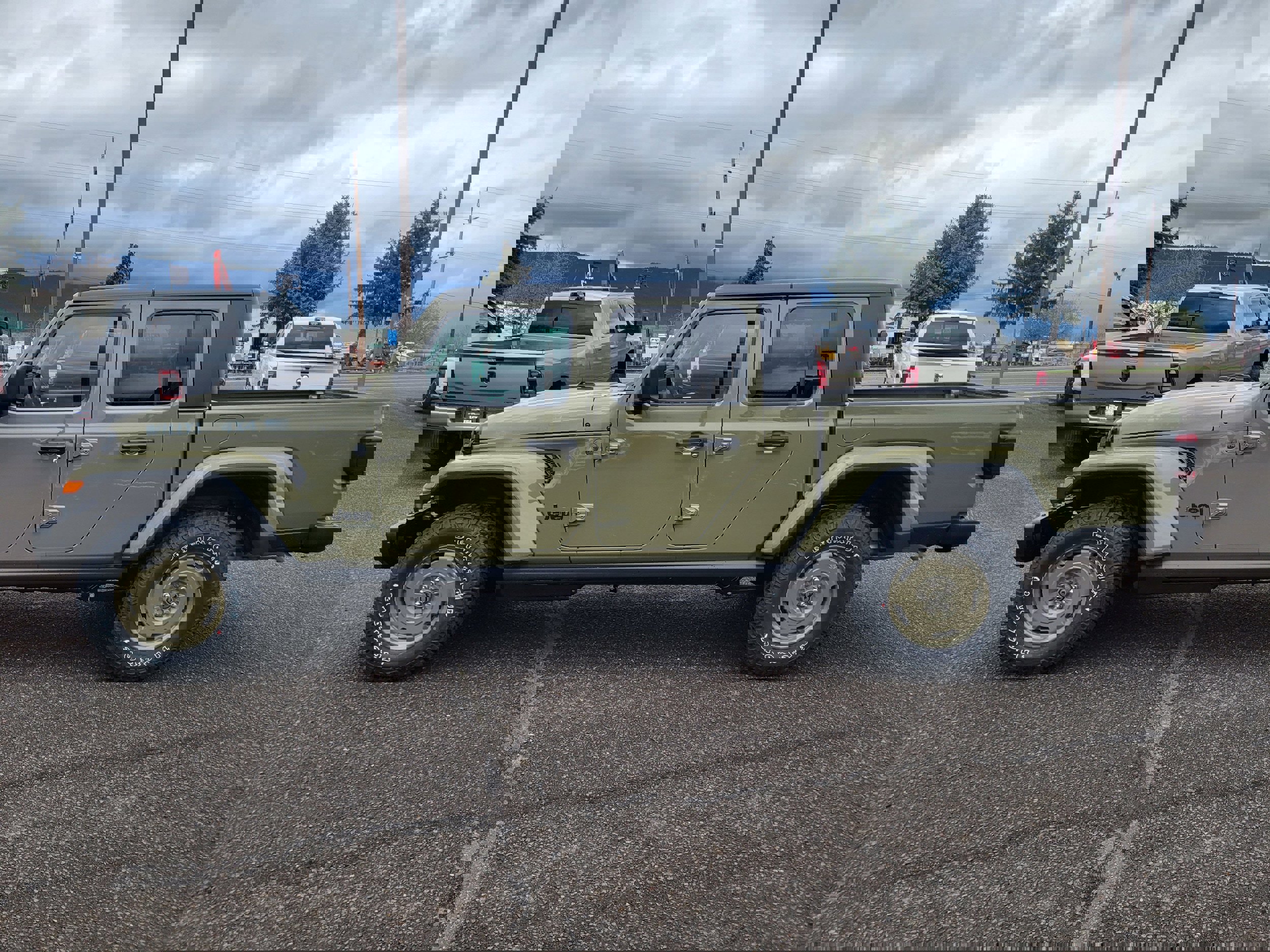 New 2026 Jeep Gladiator Sport image 12