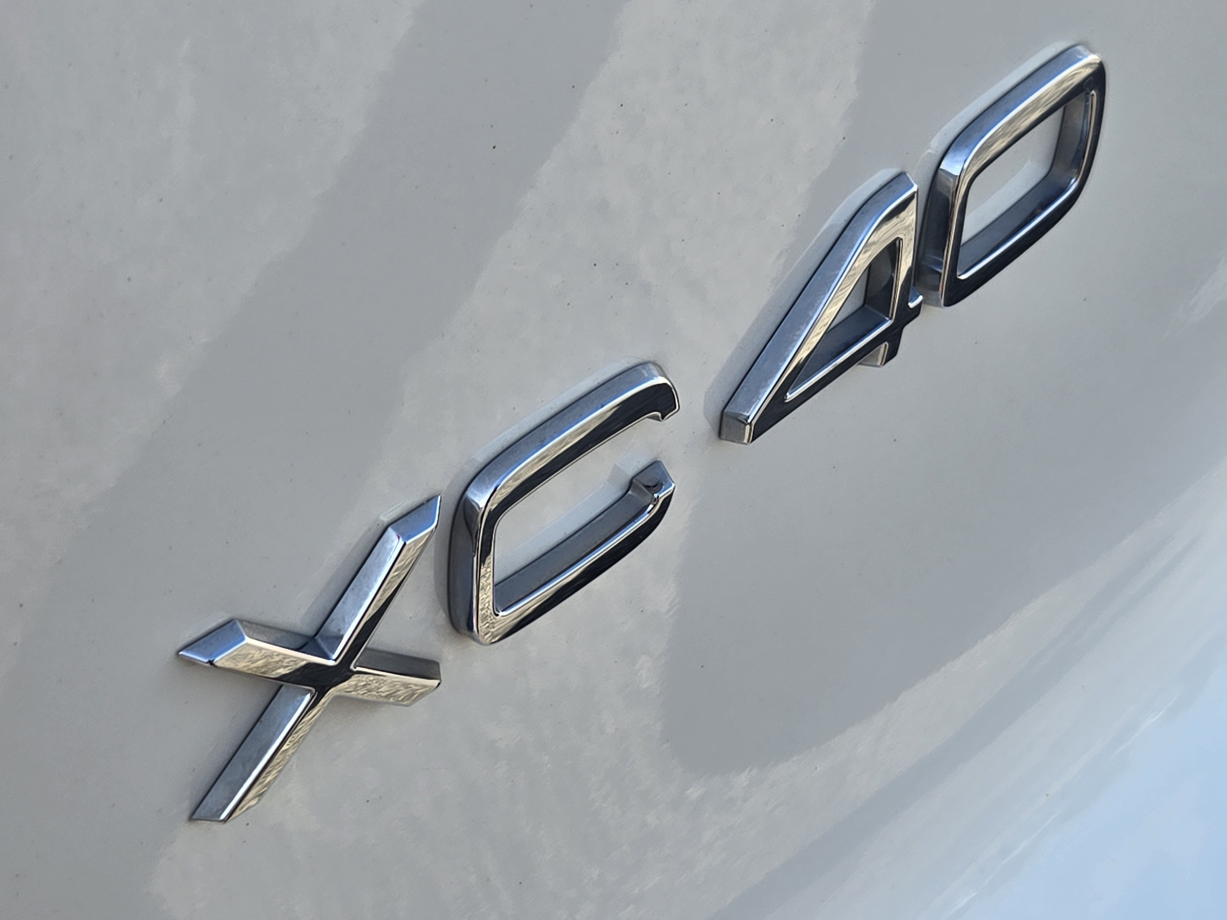 Used 2023 Volvo XC40 B4 Plus w/ Protection Package Premier FWD image 40