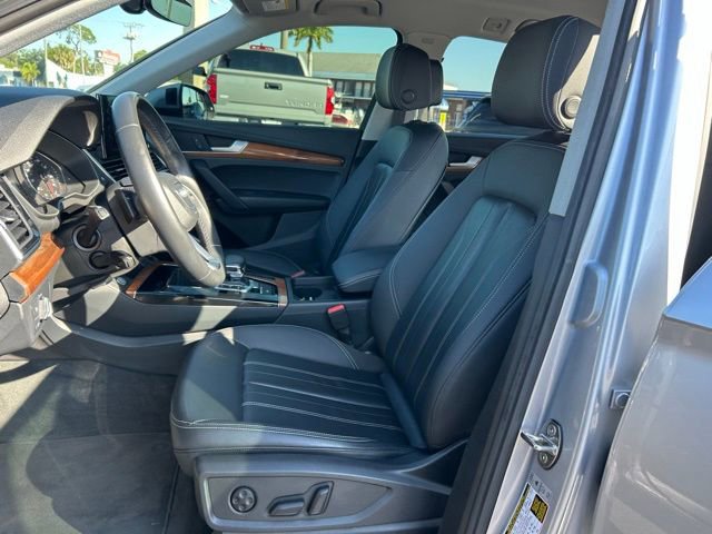 Used 2023 Audi Q5 2.0T Premium w/ Convenience Package AWD/4WD image 13