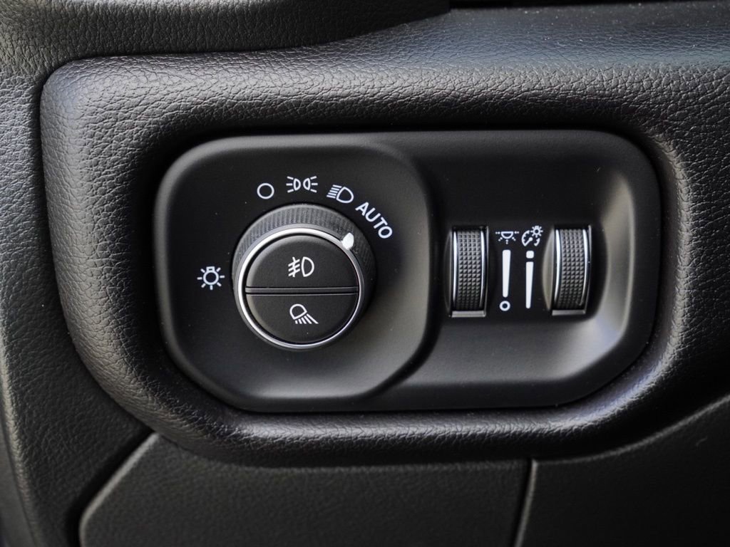 Certified 2023 RAM 2500 Laramie AWD/4WD image 12