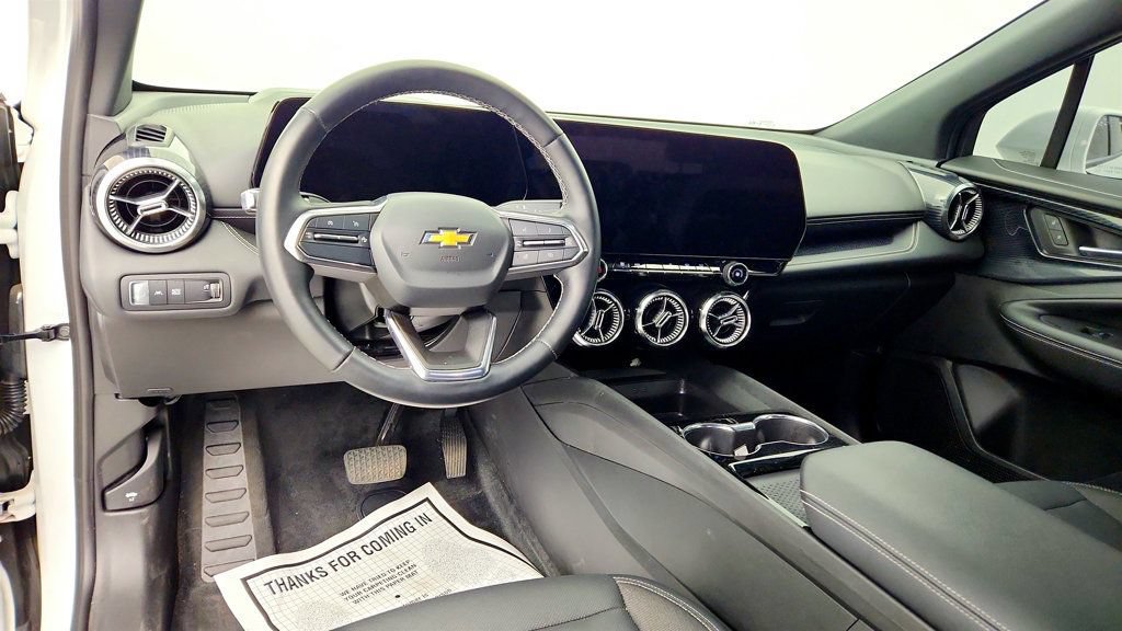 Used 2024 Chevrolet Blazer EV LT AWD/4WD image 12