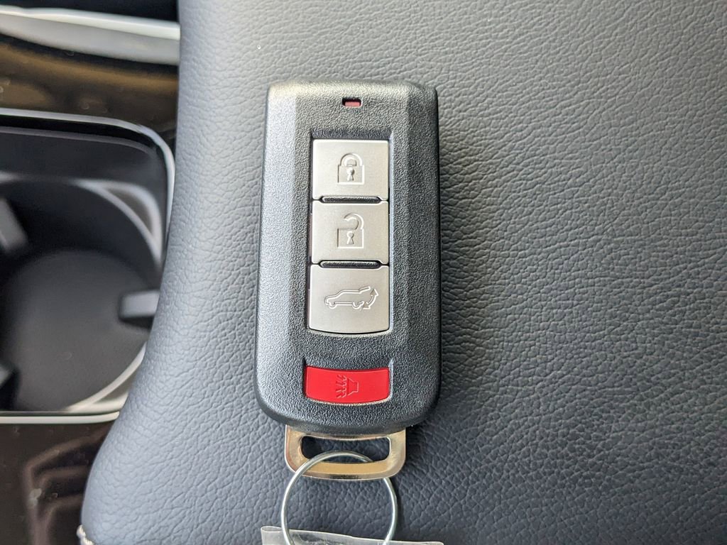 New 2025 Mitsubishi Eclipse Cross SE image 30