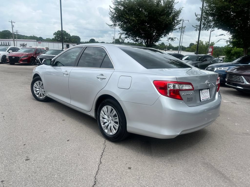 Used 2012 Toyota Camry LE FWD image 5