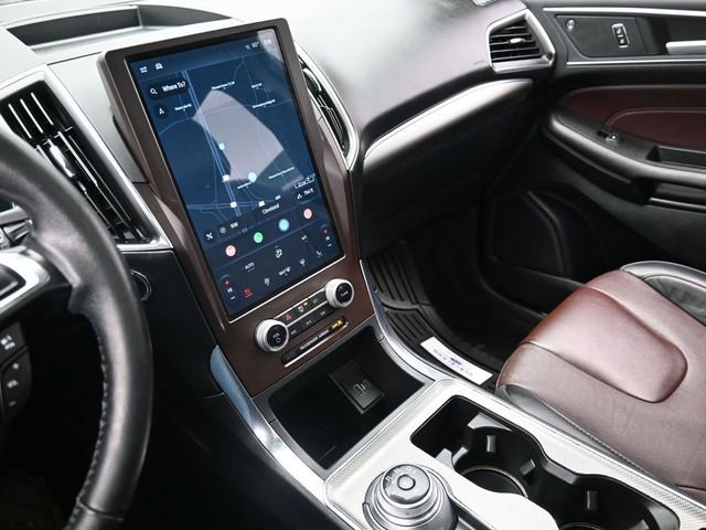 Used 2021 Ford Edge Titanium w/ Equipment Group 301A image 23