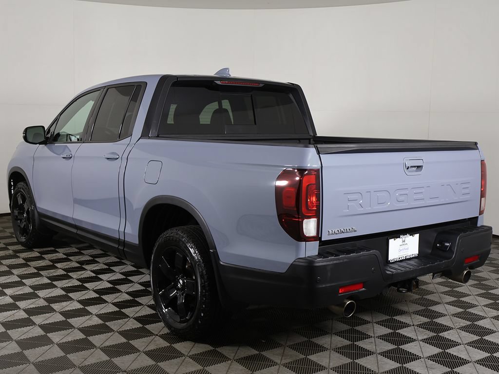 Certified 2025 Honda Ridgeline Black Edition image 12