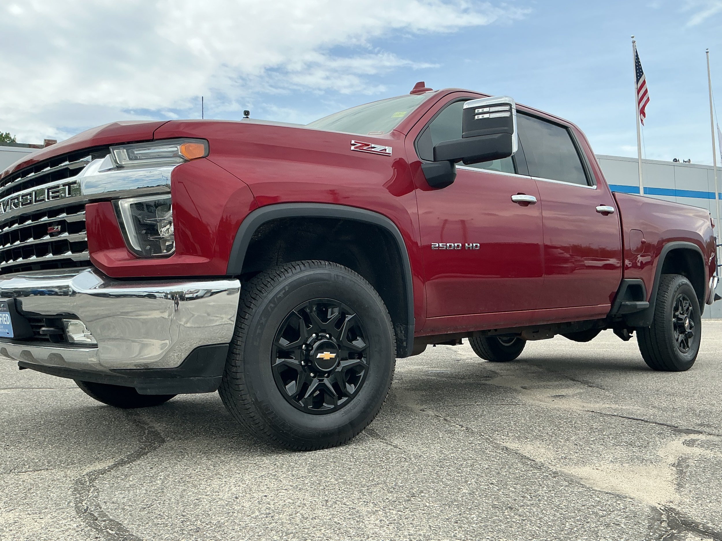 Used 2022 Chevrolet Silverado 2500 LTZ w/ Z71 Off-Road Package AWD/4WD image 2