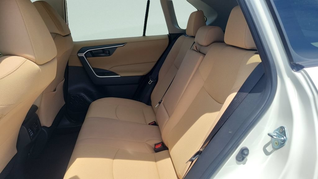 Certified 2025 Toyota RAV4 LE FWD image 10