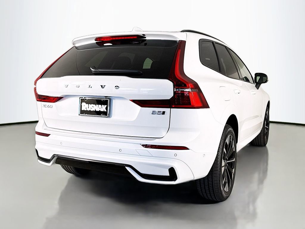 New 2026 Volvo XC60 B5 Plus w/ Protection Package image 7