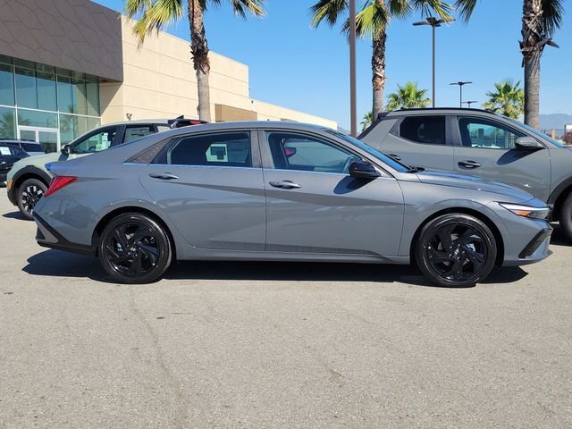 New 2026 Hyundai Elantra SEL Sport Premium image 25