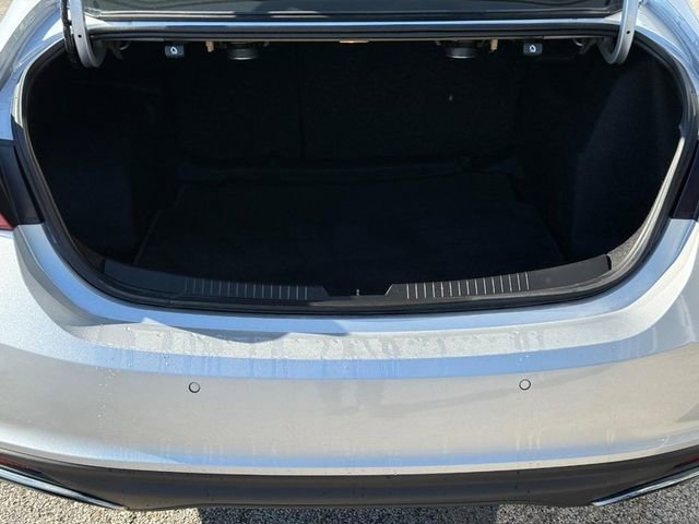 Certified 2019 Chevrolet Malibu Premier w/ Sun and Wheel Package image 6