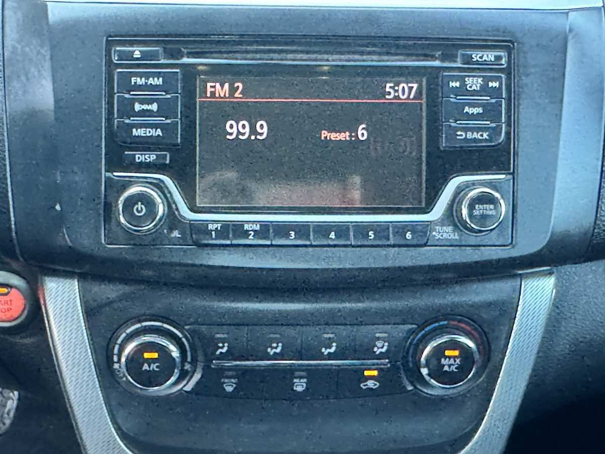 Used 2015 Nissan Sentra SR FWD image 42