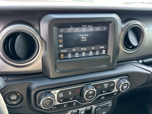 Used 2023 Jeep Wrangler Unlimited Sport AWD/4WD image 7