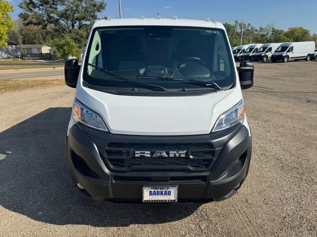 Used 2025 RAM ProMaster 2500 w/ Convenience Group image 8
