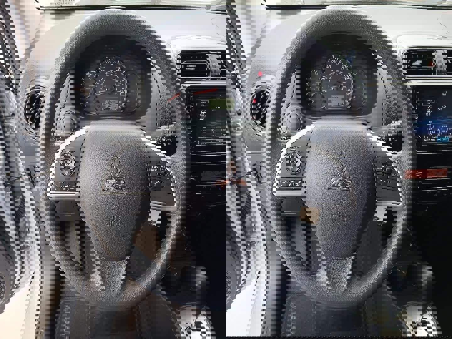 Used 2024 Mitsubishi Mirage ES image 23