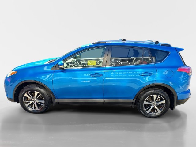 Used 2016 Toyota RAV4 XLE AWD/4WD image 18