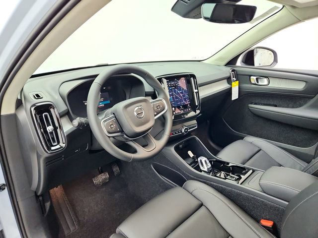 New 2026 Volvo XC40 B5 Plus w/ Protection Package Premier image 16