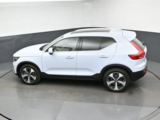 Used 2024 Volvo XC40 B5 Core AWD/4WD image 43