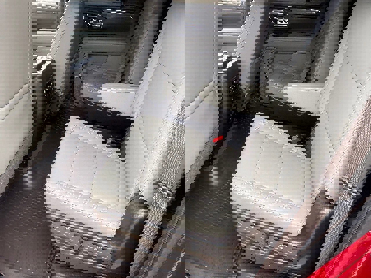 Used 2021 Chevrolet Tahoe LT image 34