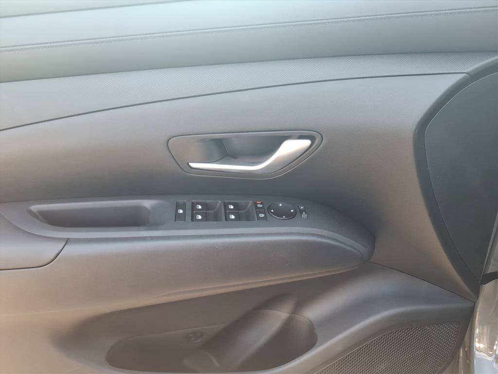 Used 2026 Hyundai Tucson SEL FWD image 15