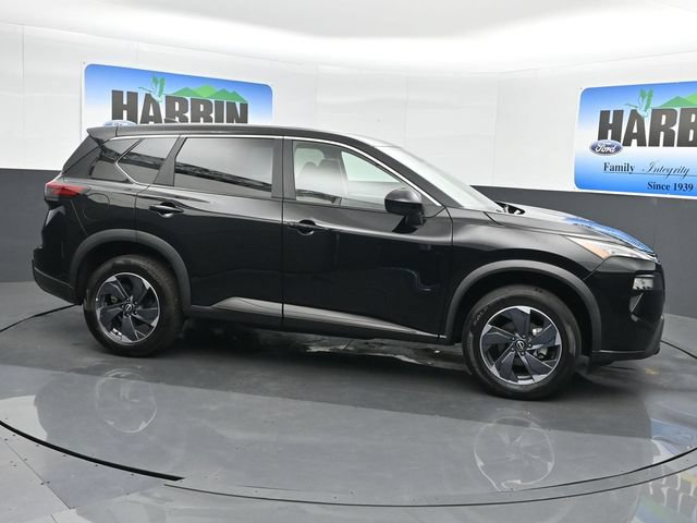 Used 2025 Nissan Rogue SV FWD image 7