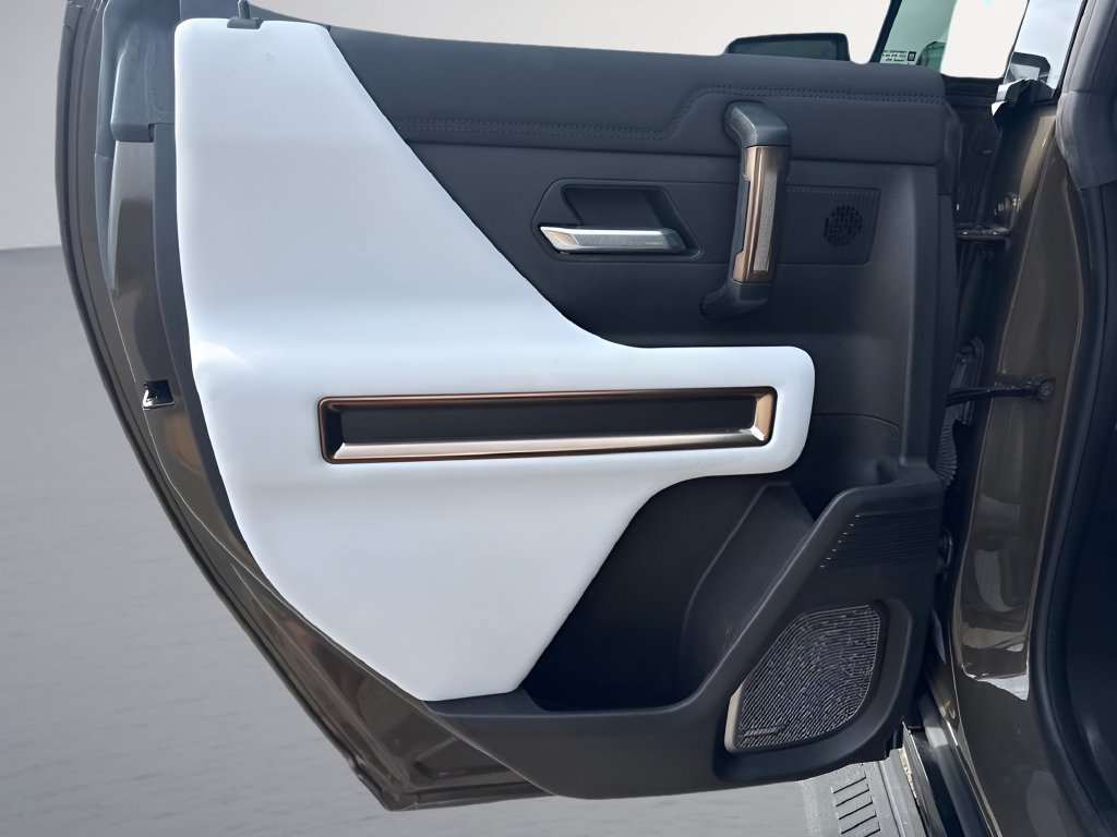 Used 2024 GMC Hummer EV 2X AWD/4WD image 31