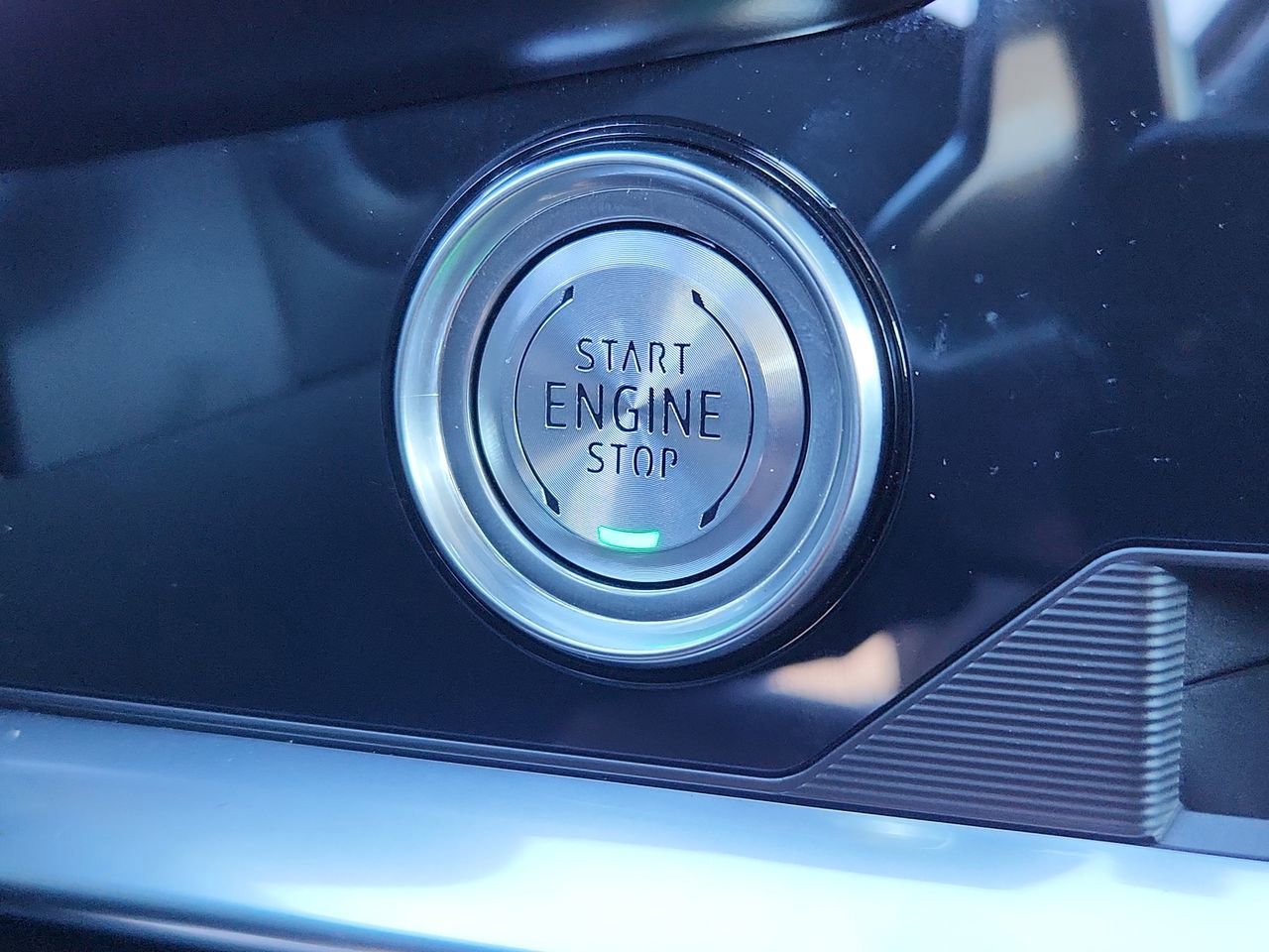 Used 2023 Chevrolet Corvette Stingray Preferred Conv w/ Z51 Performance Package image 16